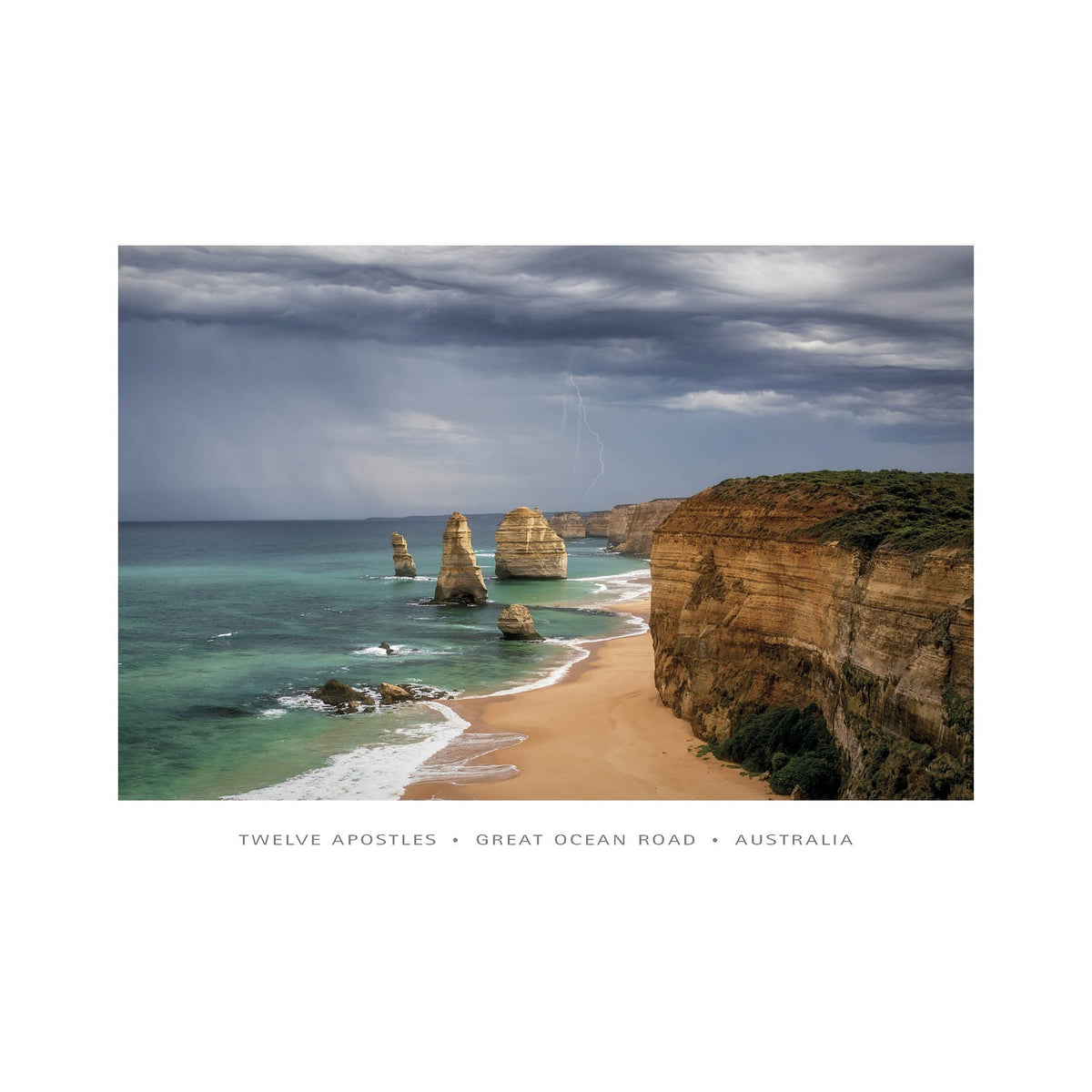 12 Apostles stormy day - CF Postcard
