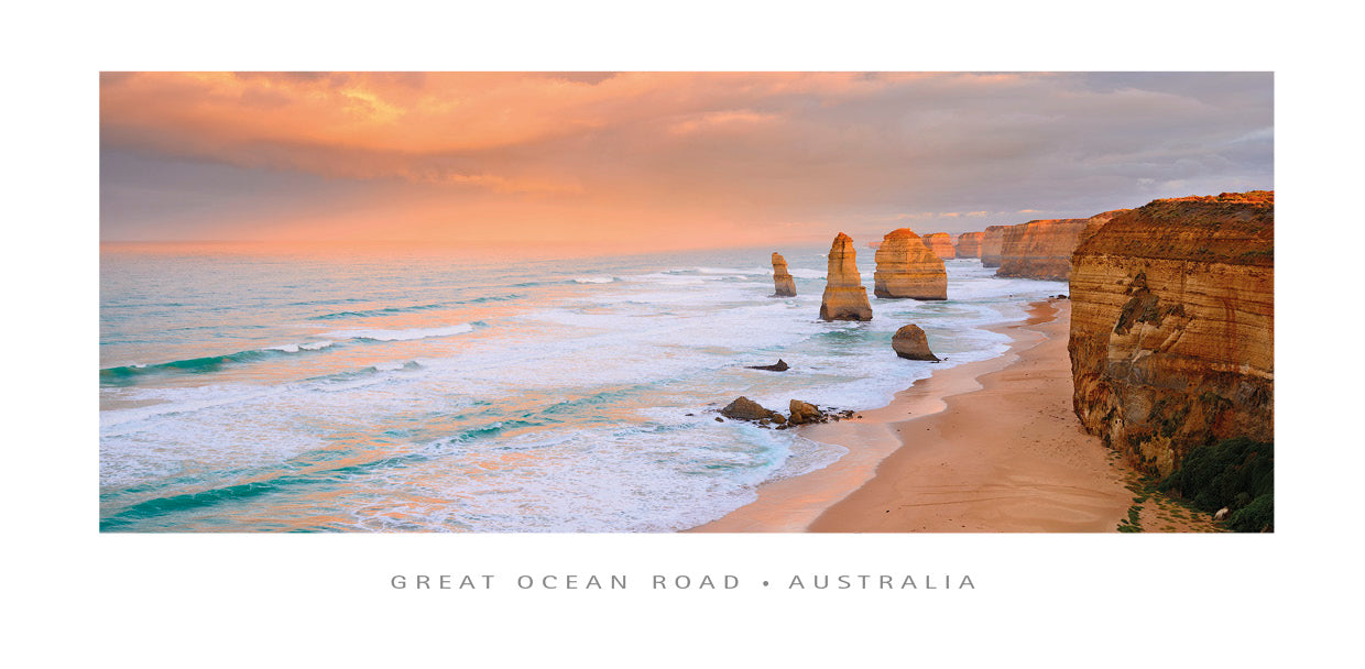 12 Apostles sunrise - Panoramic Framer Postcard